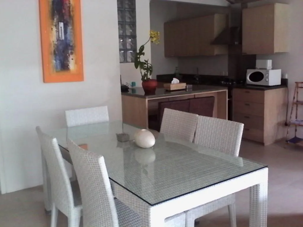 Sun Shoot Villas Seminyak 0*,  Indonesien