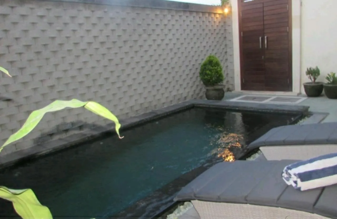 Sun Shoot Villas Seminyak Indonesien